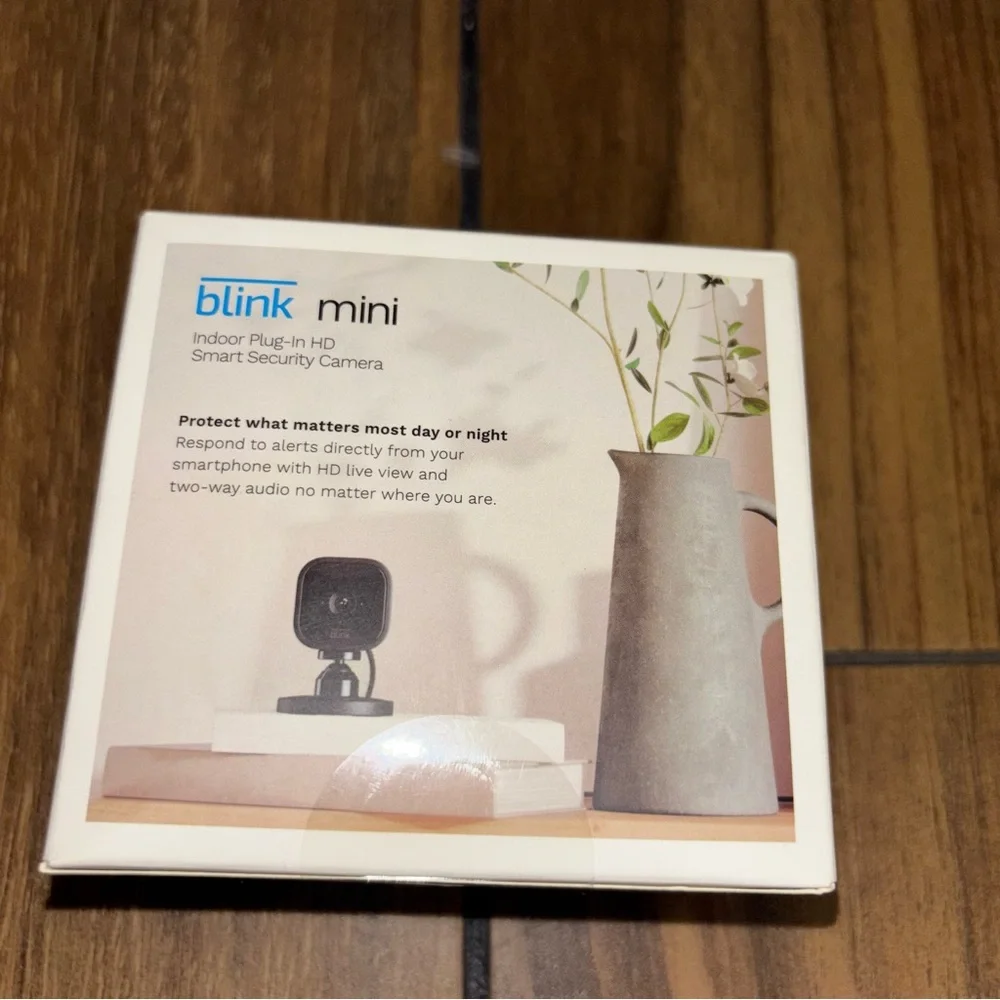 Blink 1080p Wi-Fi Indoor Wired Security Camera Black Motion Detection 2Way Audio